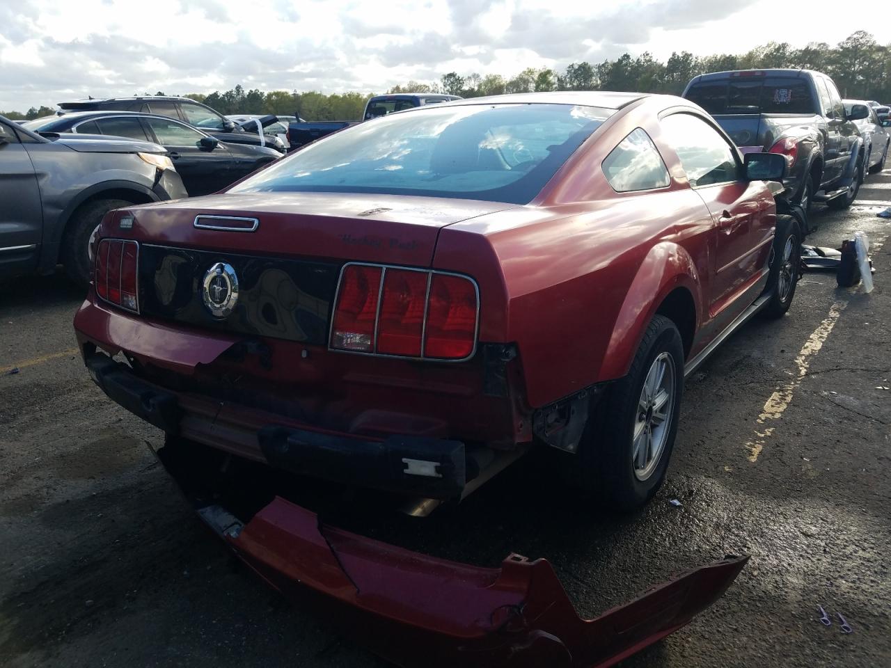 Photo 4 from auction – 2005 FORD MUSTANG with VIN 1ZVFT80N555156828