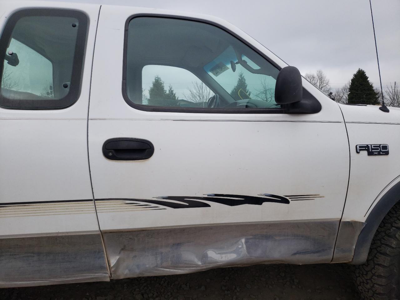 Photo 10 from auction – 1997 FORD F150 with VIN 1FTDX1865VKA27380