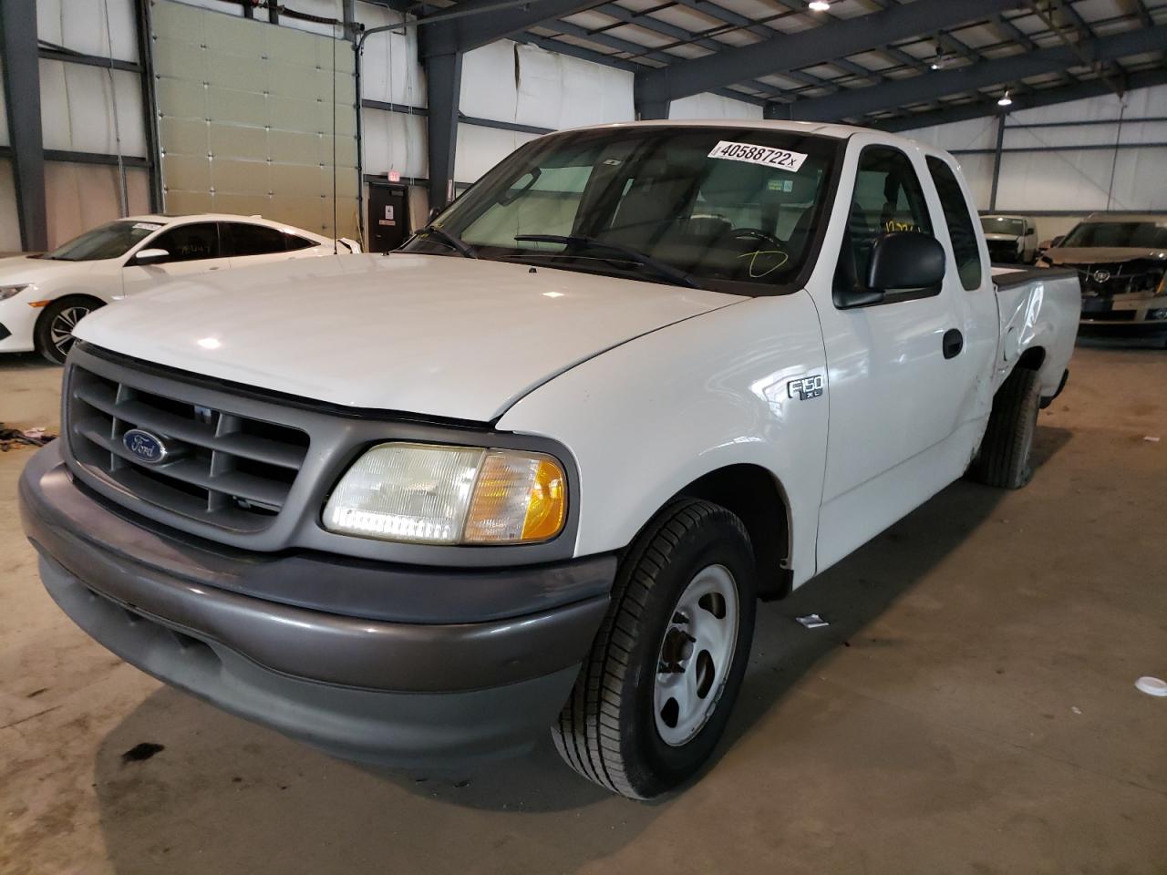 Photo 2 from auction – 2003 FORD F150 with VIN 2FTRX17233CA65972