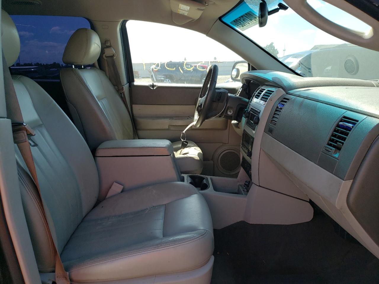 Photo 5 from auction – 2005 DODGE DURANGO LI with VIN 1D4HB58D55F509767