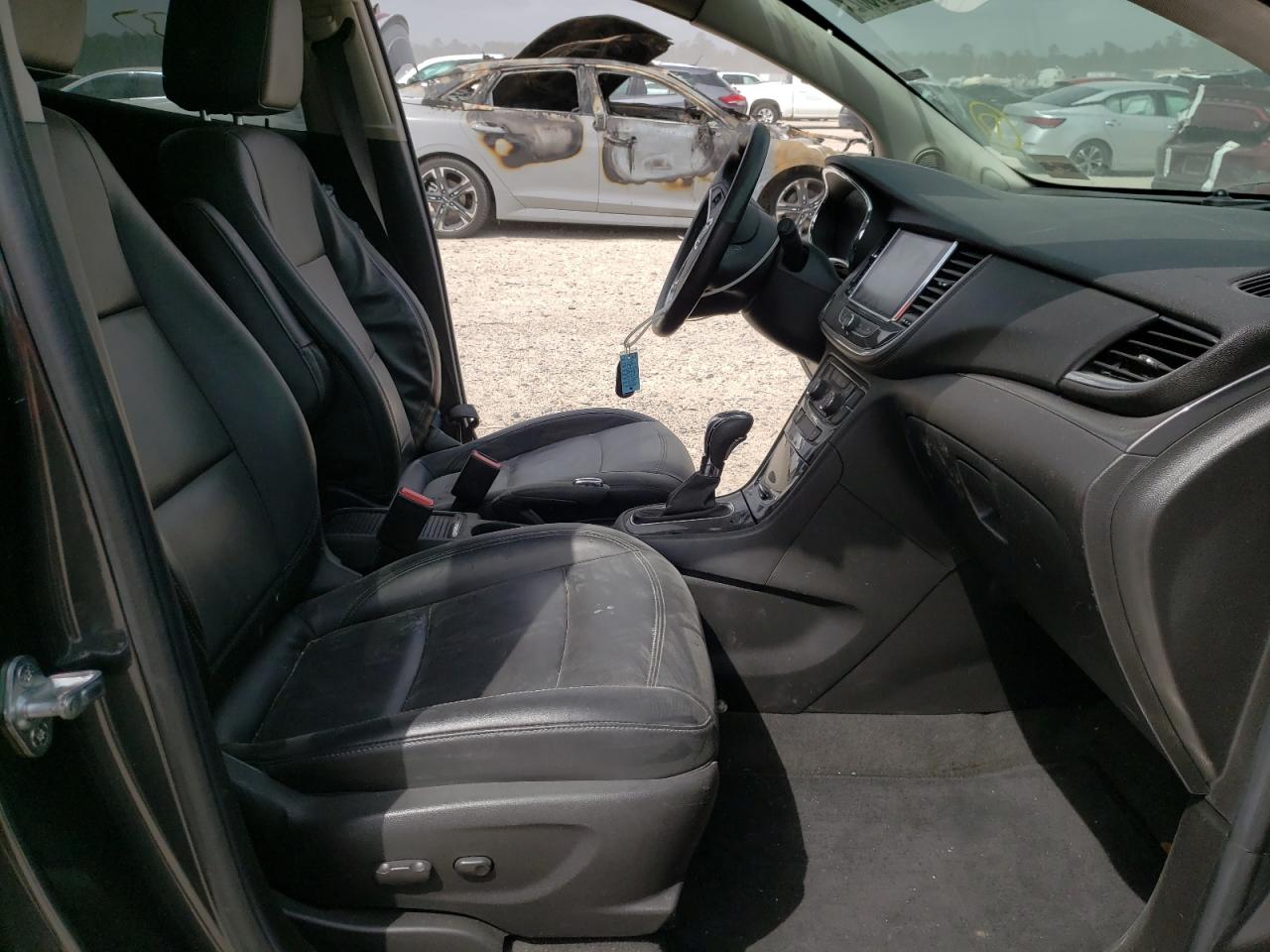 Photo 5 from auction – 2017 BUICK ENCORE PRE with VIN KL4CJDSB0HB020436