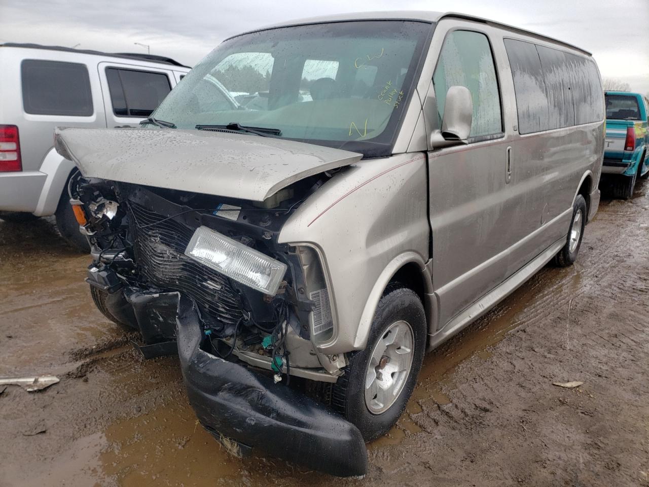Photo 2 from auction – 2001 CHEVROLET EXPRESS G1 with VIN 1GNFG65R811192187