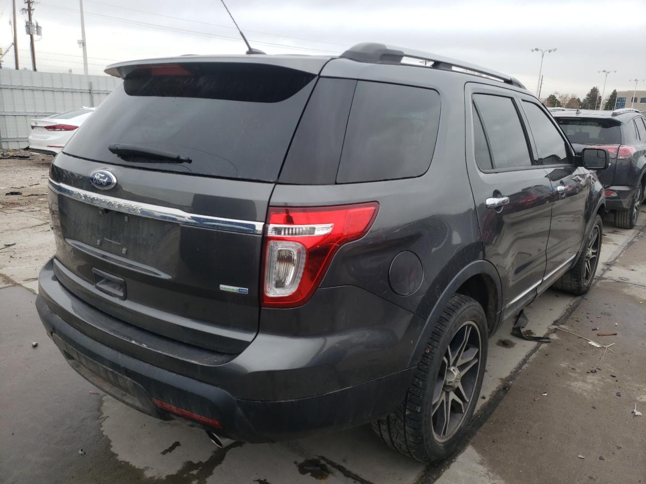 Photo 4 from auction – 2015 FORD EXPLORER X with VIN 1FM5K8D86FGB91370
