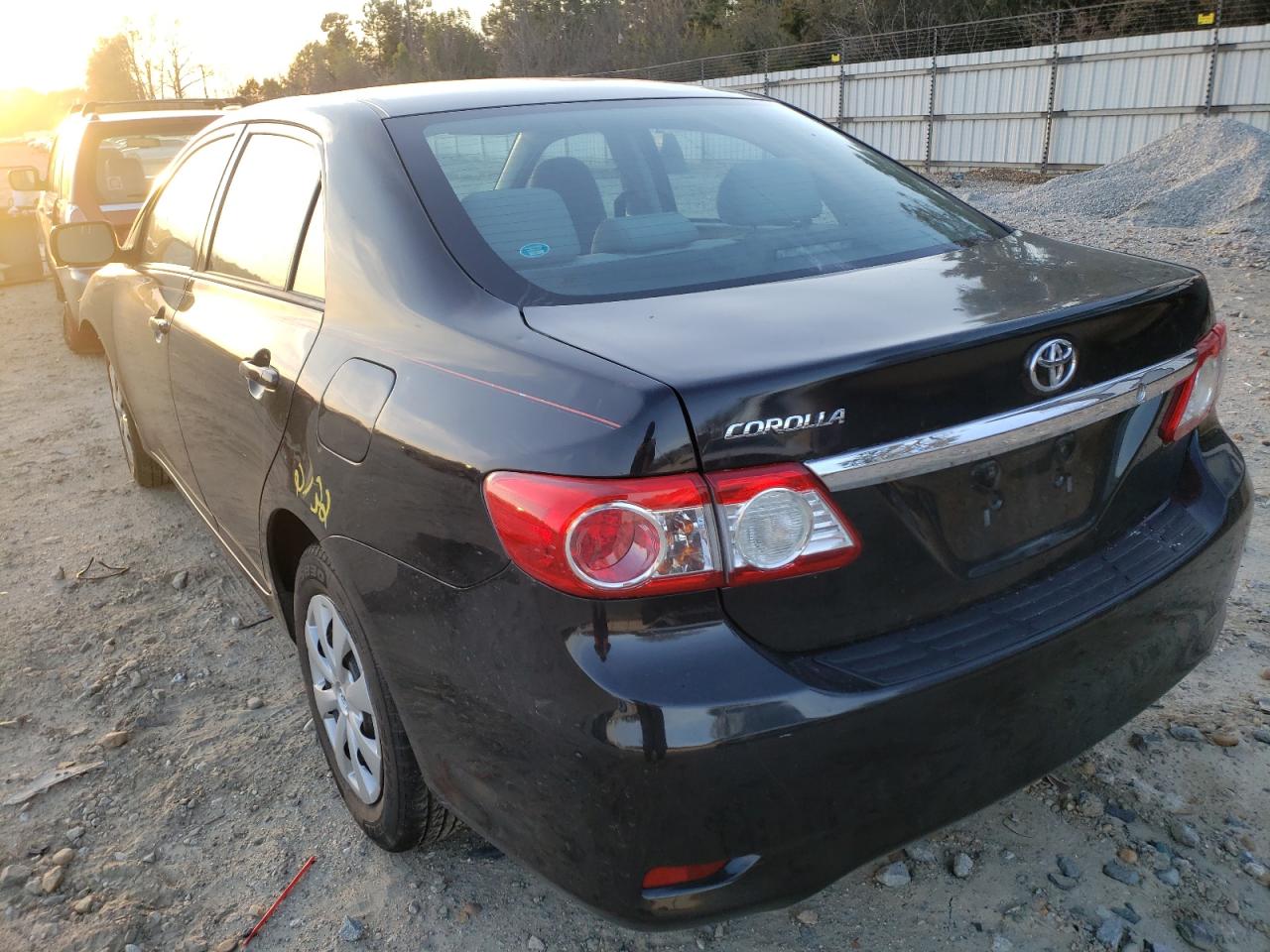 Photo 3 from auction – 2013 TOYOTA COROLLA BA with VIN 2T1BU4EE7DC975826