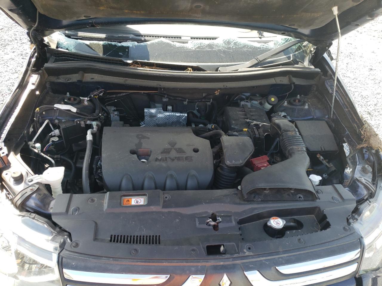Photo 7 from auction – 2014 MITSUBISHI OUTLANDER with VIN JA4AZ3A30EZ009038