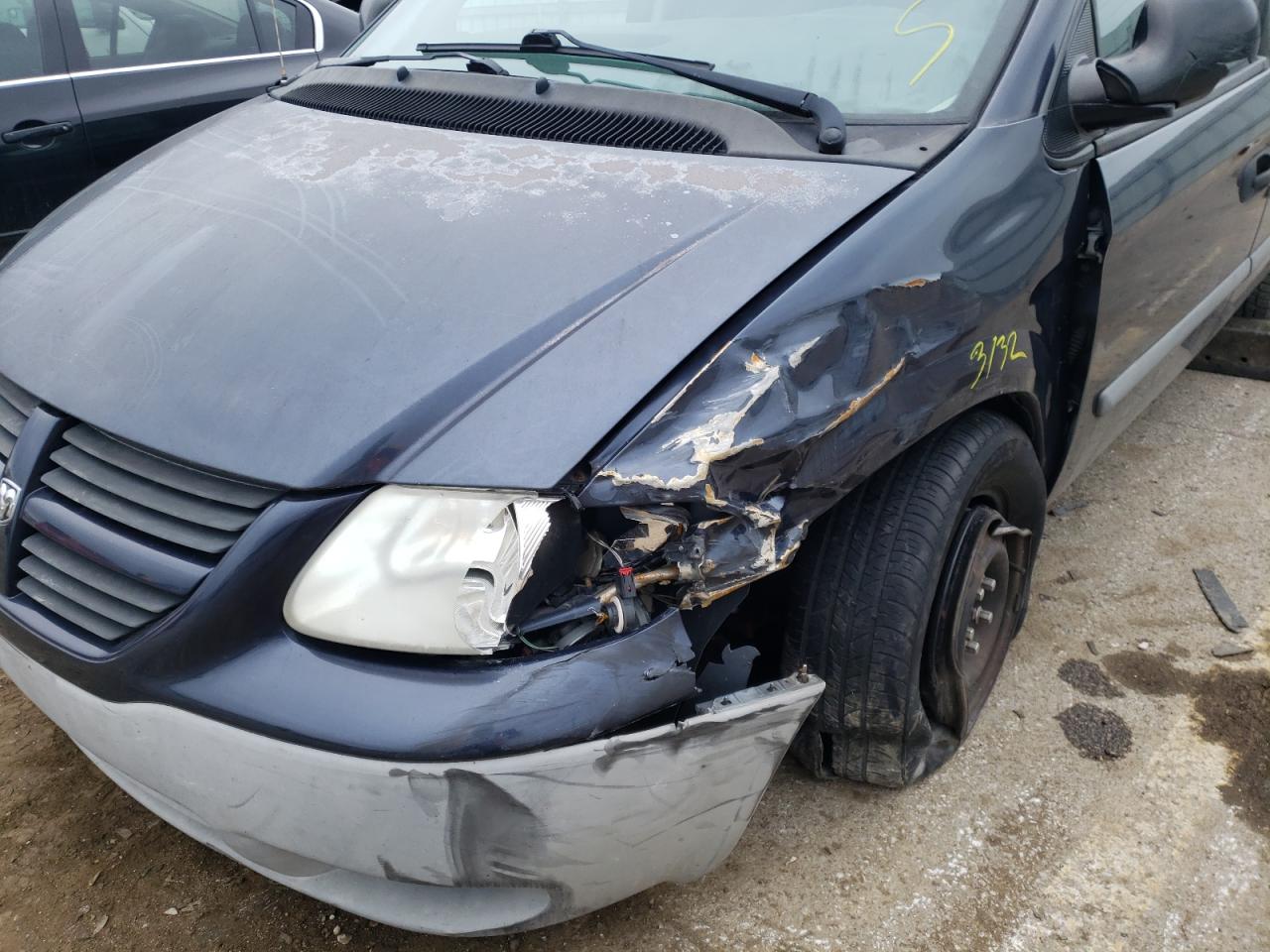 Photo 18 from auction – 2007 DODGE CARAVAN SE with VIN 1D4GP25R27B204555