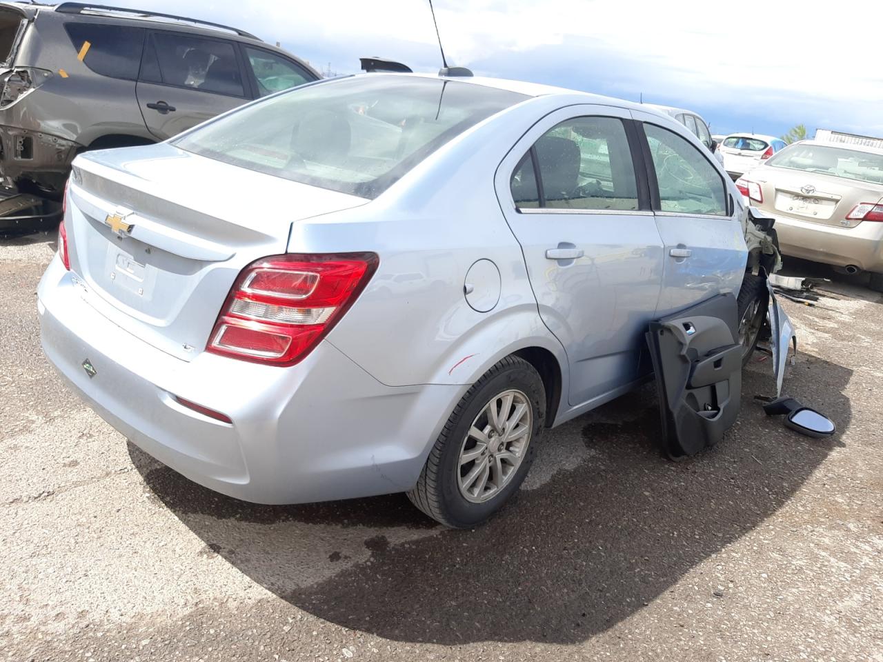 Photo 4 from auction – 2017 CHEVROLET SONIC LT with VIN 1G1JD5SH8H4116441