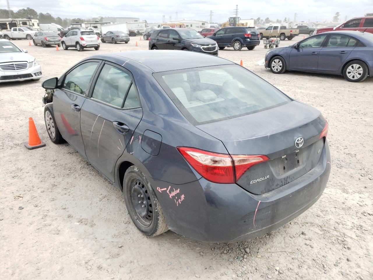 Photo 3 from auction – 2018 TOYOTA COROLLA L with VIN 5YFBURHE8JP826894