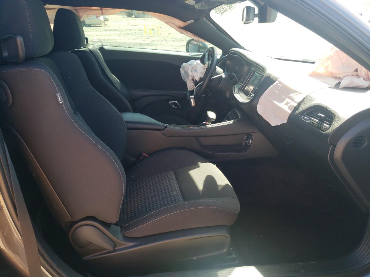 Photo 5 from auction – 2019 DODGE CHALLENGER with VIN 2C3CDZBT5KH543442