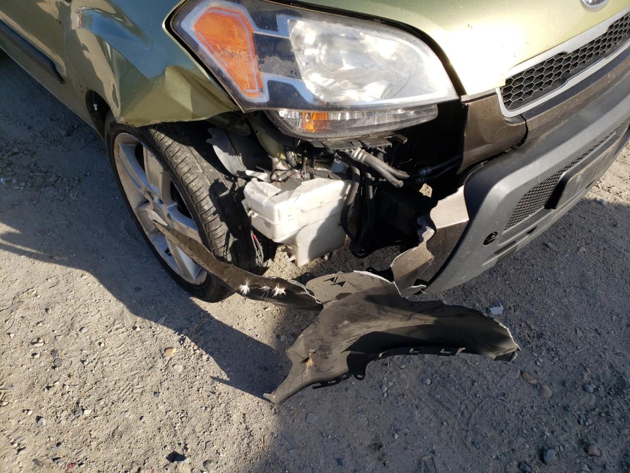 Photo 9 from auction – 2010 KIA SOUL + with VIN KNDJT2A23A7176153