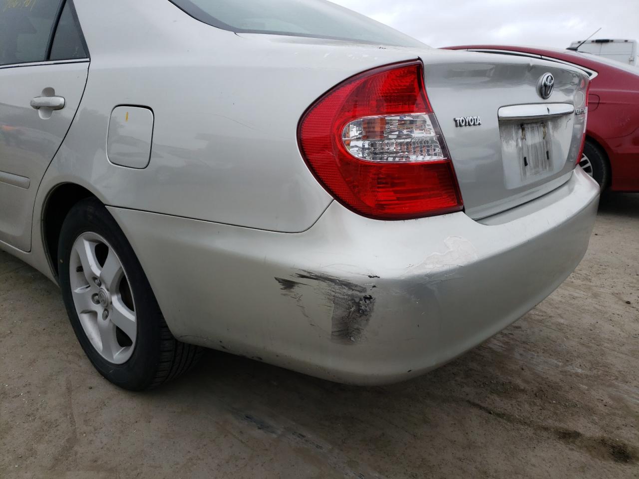 Photo 9 from auction – 2004 TOYOTA CAMRY LE with VIN 4T1BE32K24U889176