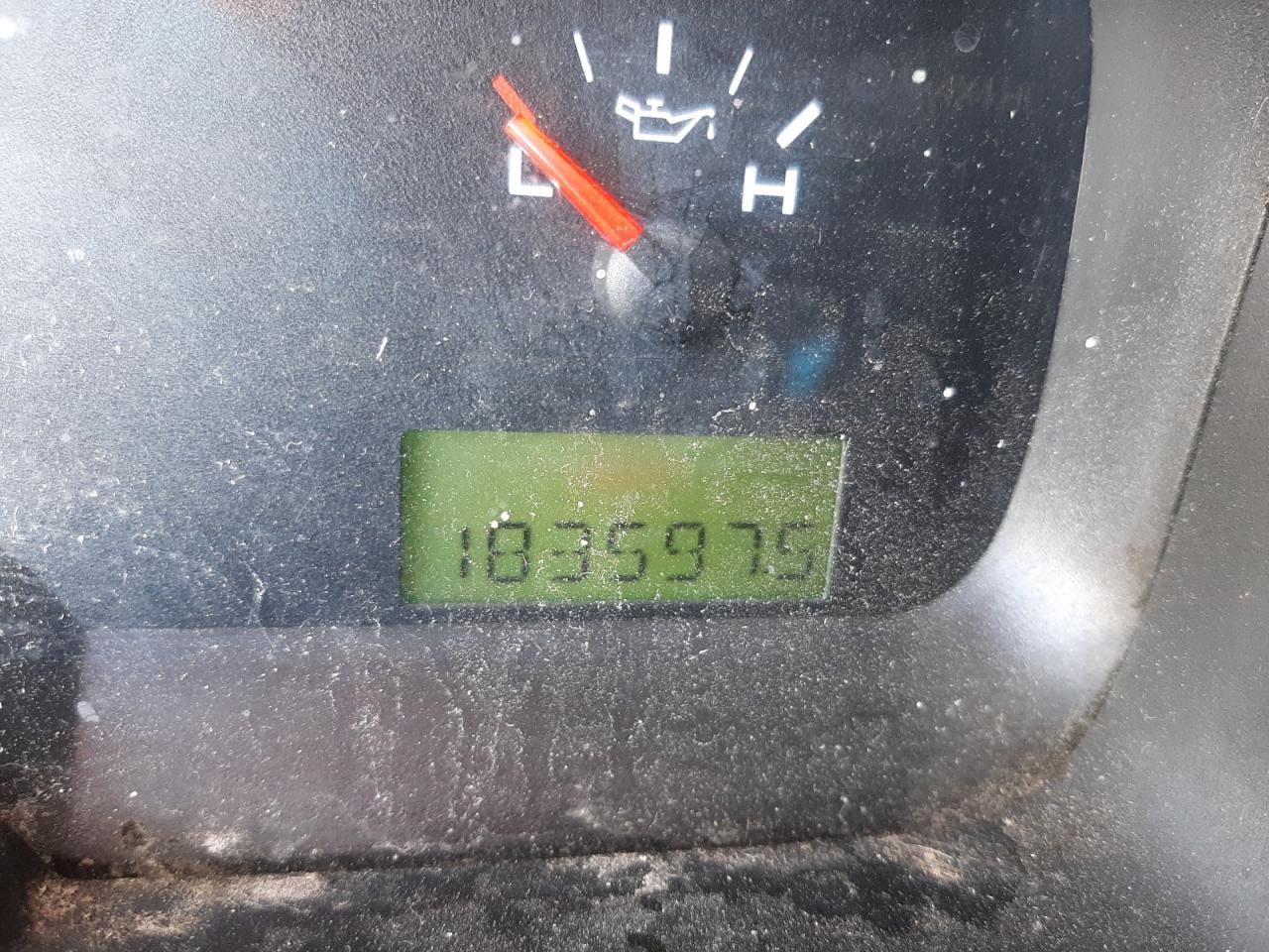 Photo 8 from auction – 2005 FORD F150 with VIN 1FTRF02W05KD34466