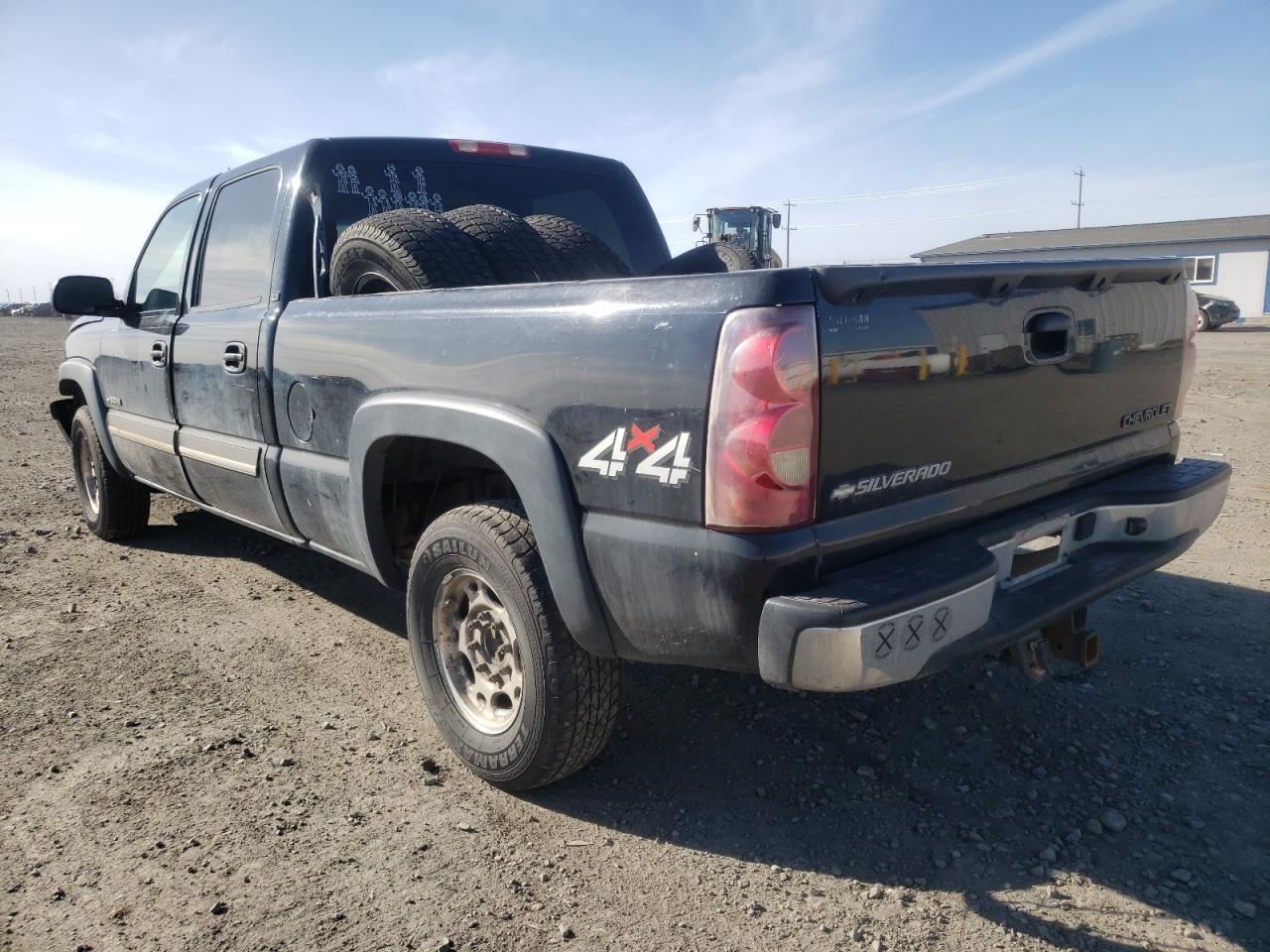 Photo 3 from auction – 2003 CHEVROLET SILVERADO with VIN 1GCGK13U33F125203