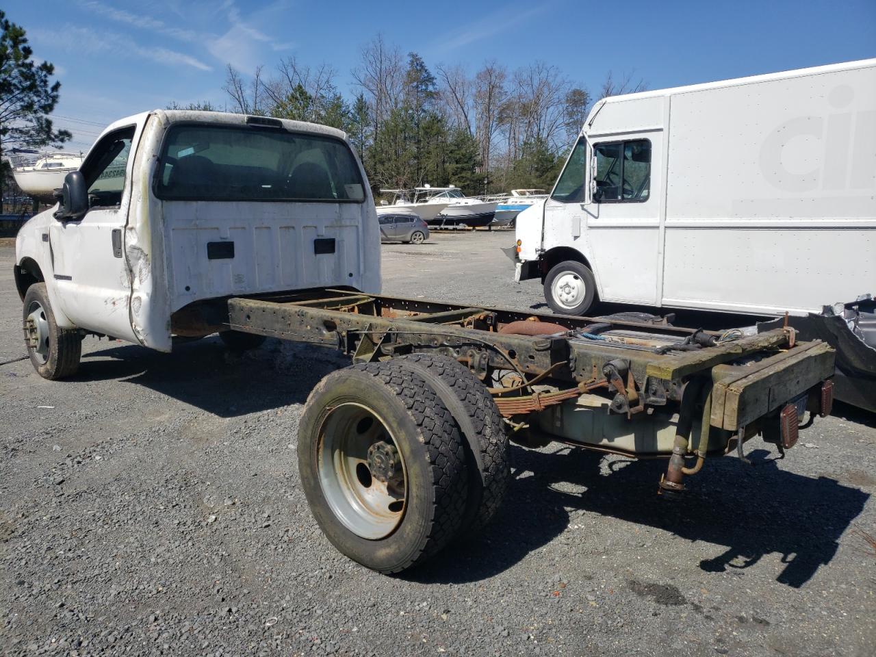 Photo 3 from auction – 2002 FORD F450 SUPER with VIN 1FDXF46F12EB74631