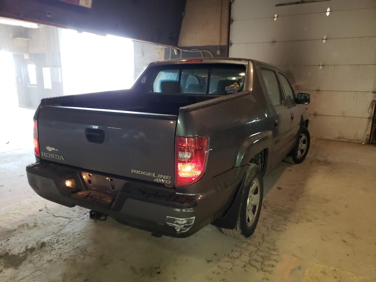 Photo 4 from auction – 2010 HONDA RIDGELINE with VIN 5FPYK1F29AB004022