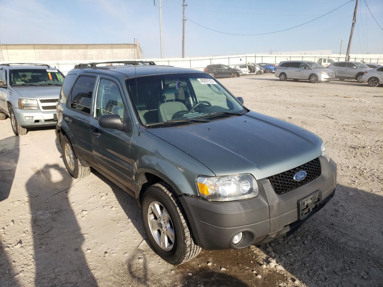 Photo 1 from auction – 2007 FORD ESCAPE XLT with VIN 1FMYU031X7KA21928