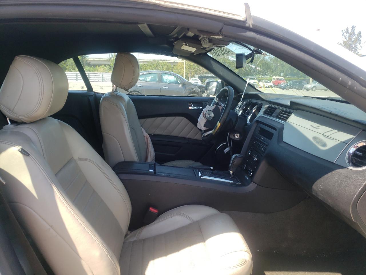 Photo 5 from auction – 2014 FORD MUSTANG with VIN 1ZVBP8EM4E5215631