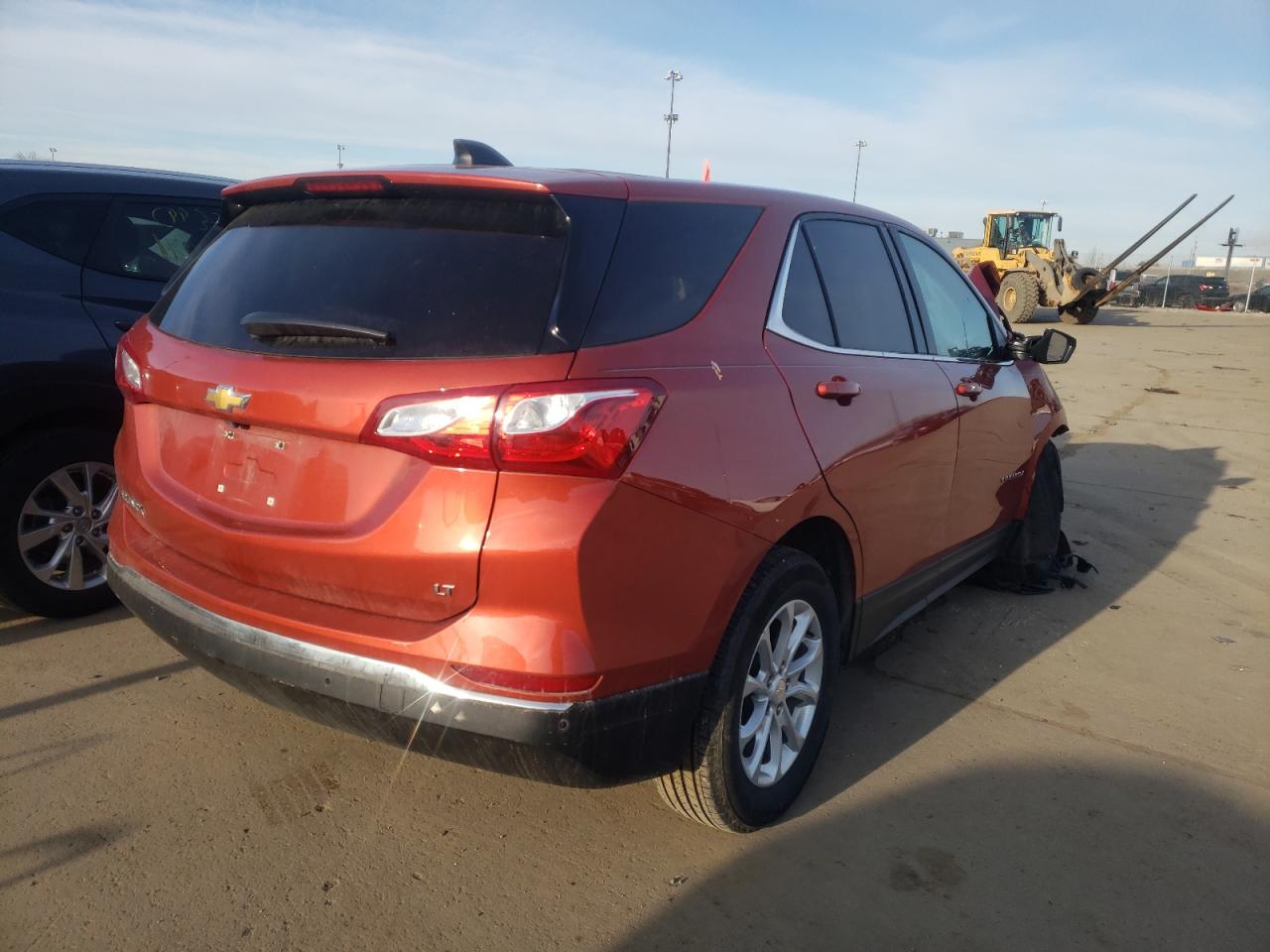 Photo 4 from auction – 2020 CHEVROLET EQUINOX LT with VIN 2GNAXJEV1L6166606