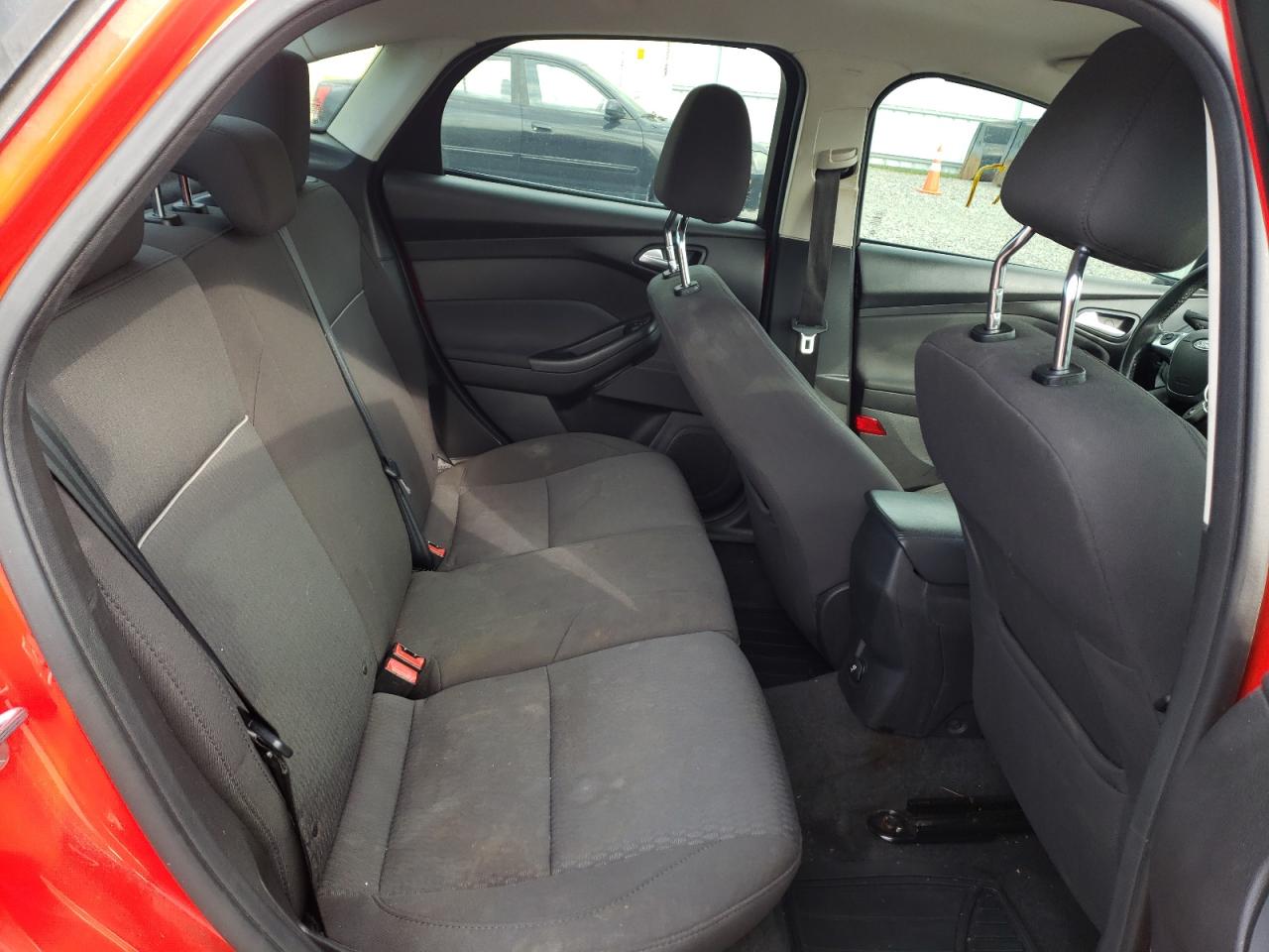 Photo 6 from auction – 2012 FORD FOCUS SEL with VIN 1FAHP3H26CL163136