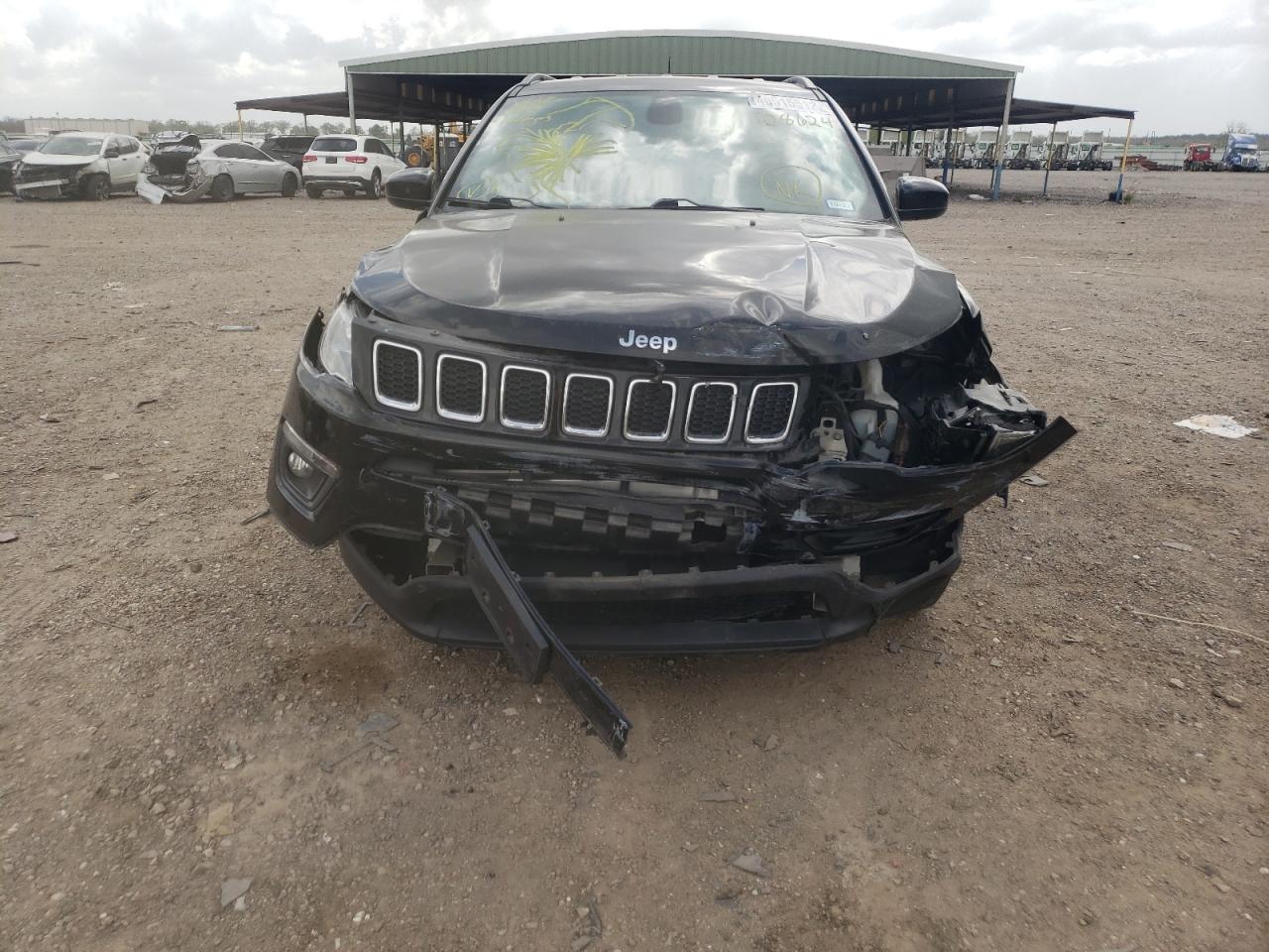 Photo 9 from auction – 2018 JEEP COMPASS LA with VIN 3C4NJCBB7JT108624