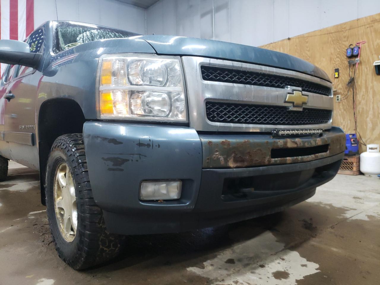 Photo 9 from auction – 2009 CHEVROLET SILVERADO with VIN 1GCEK39009Z276045