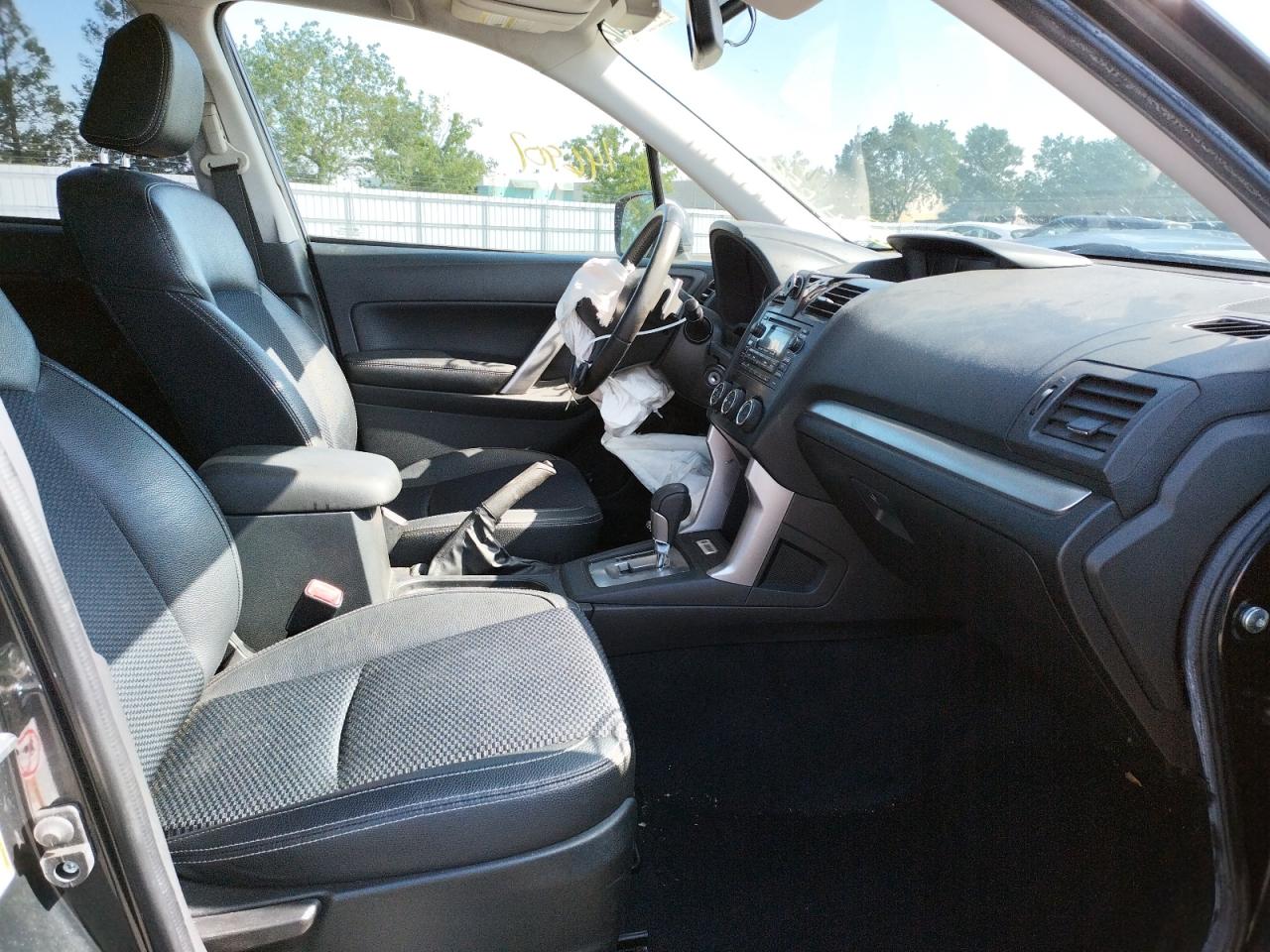 Photo 5 from auction – 2014 SUBARU FORESTER 2 with VIN JF2SJGDC4EH474272