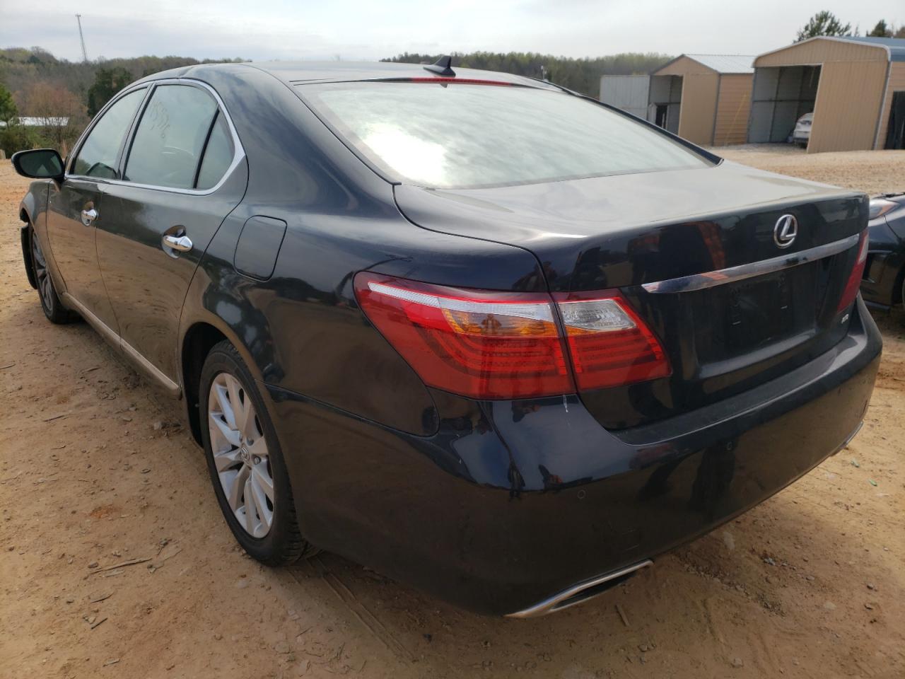 Photo 3 from auction – 2011 LEXUS LS 460L with VIN JTHDL5EF6B5003945