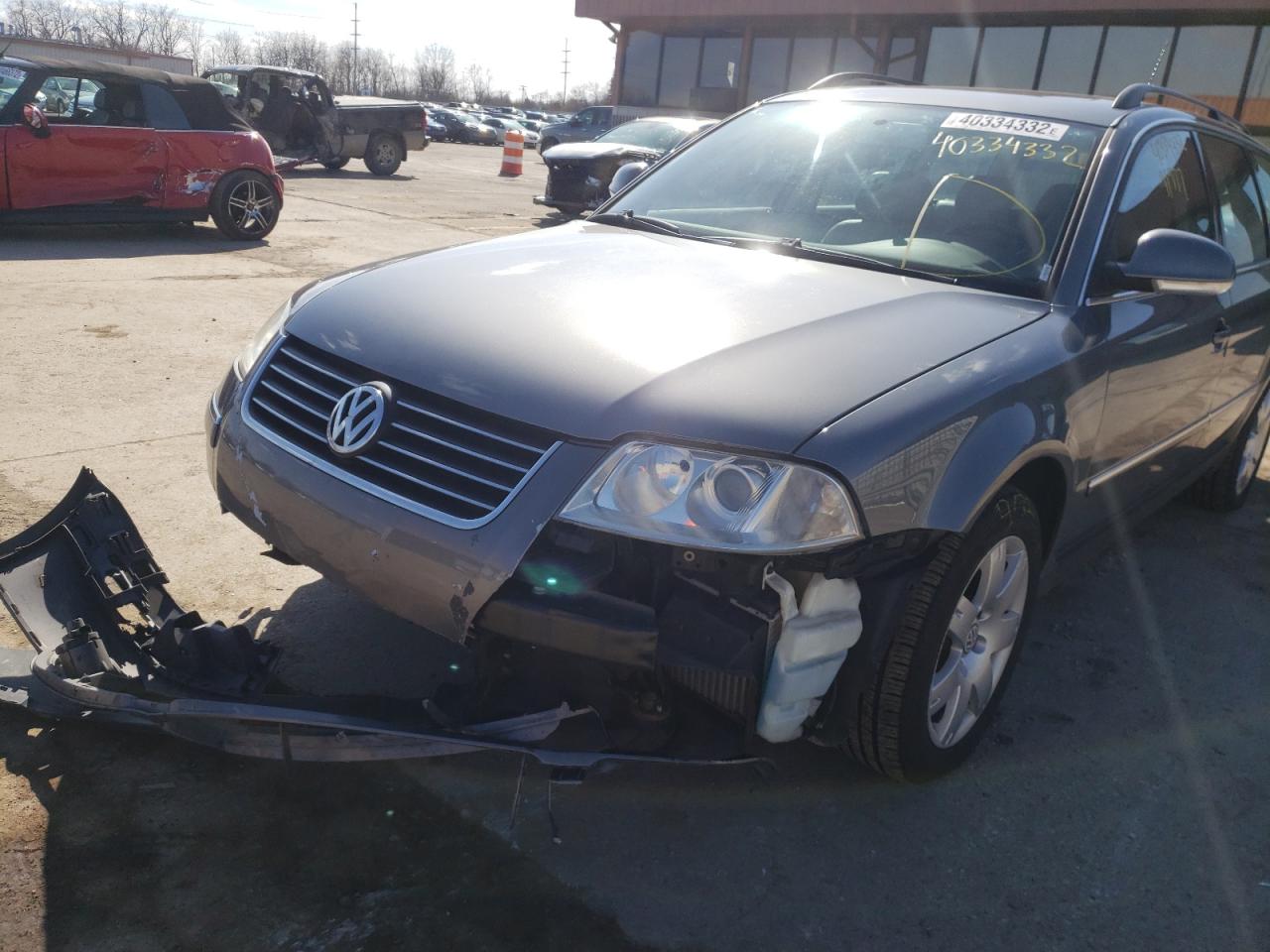 Photo 9 from auction – 2005 VOLKSWAGEN PASSAT GLS with VIN WVWDD63B45E128063