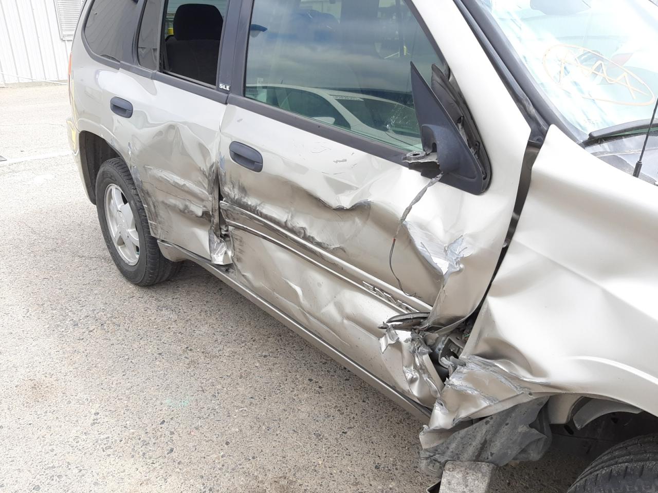 Photo 9 from auction – 2003 GMC ENVOY with VIN 1GKDS13S432164749