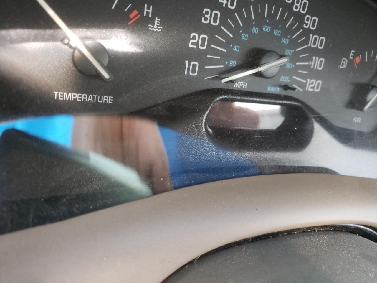 Photo 8 from auction – 2004 BUICK CENTURY CU with VIN 2G4WS52J941202039