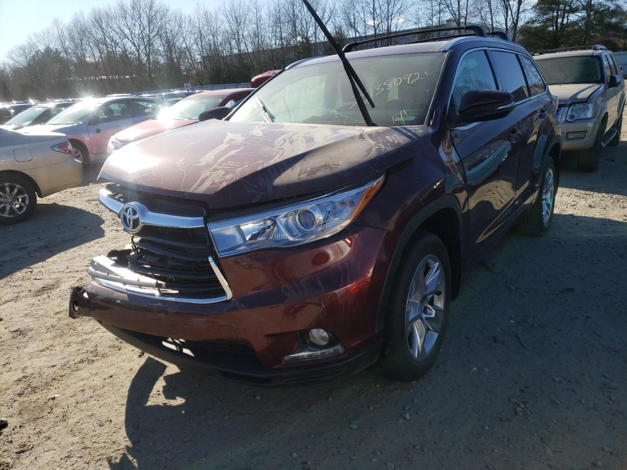 Photo 2 from auction – 2016 TOYOTA HIGHLANDER with VIN 5TDDKRFH1GS343713