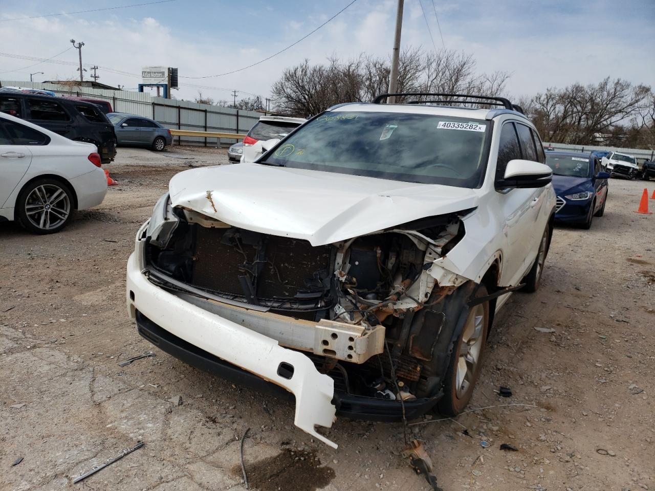 Photo 9 from auction – 2014 TOYOTA HIGHLANDER with VIN 5TDDKRFH5ES068831