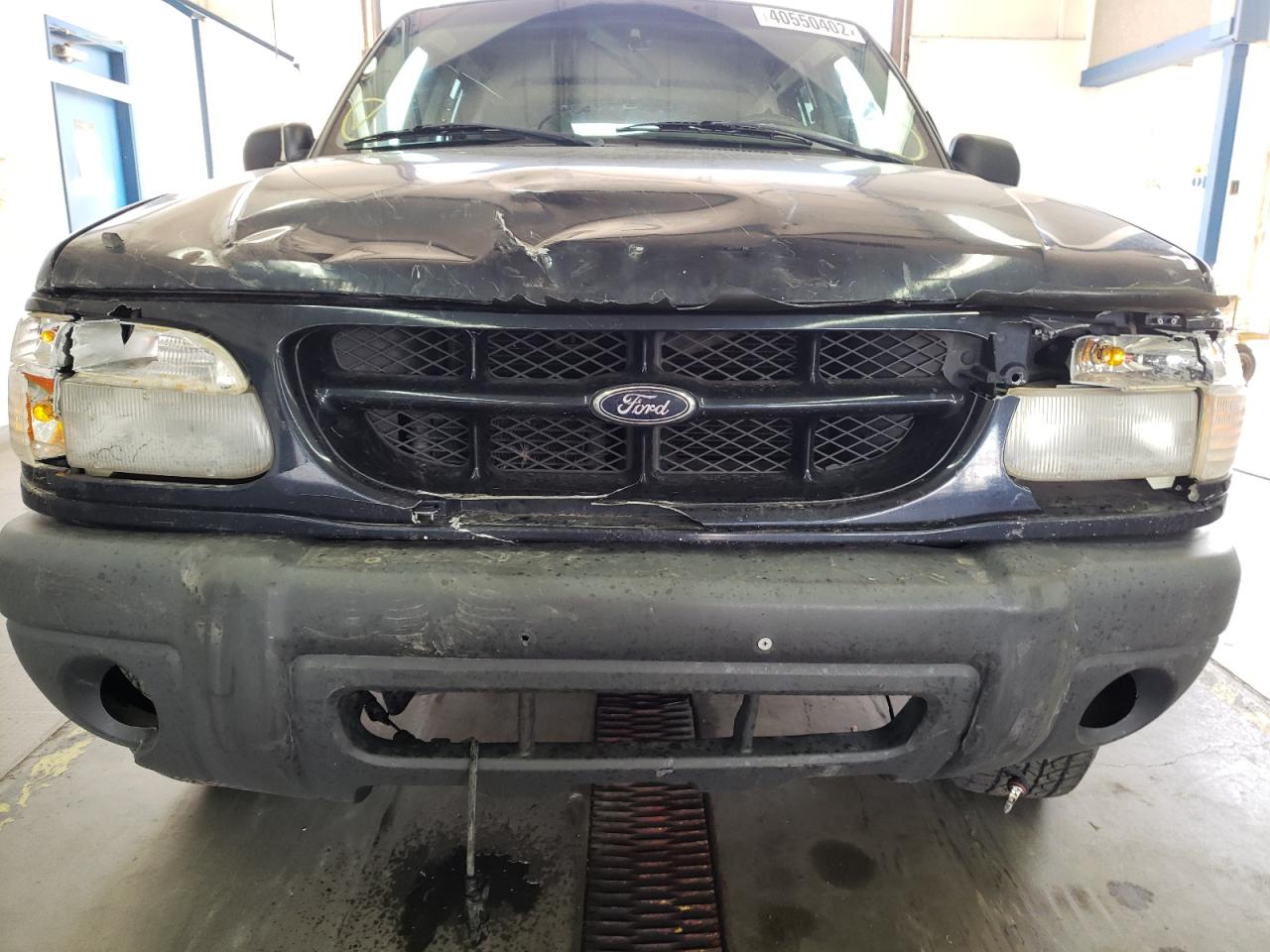 Photo 9 from auction – 2000 FORD EXPLORER X with VIN 1FMDU72E4YZB20975
