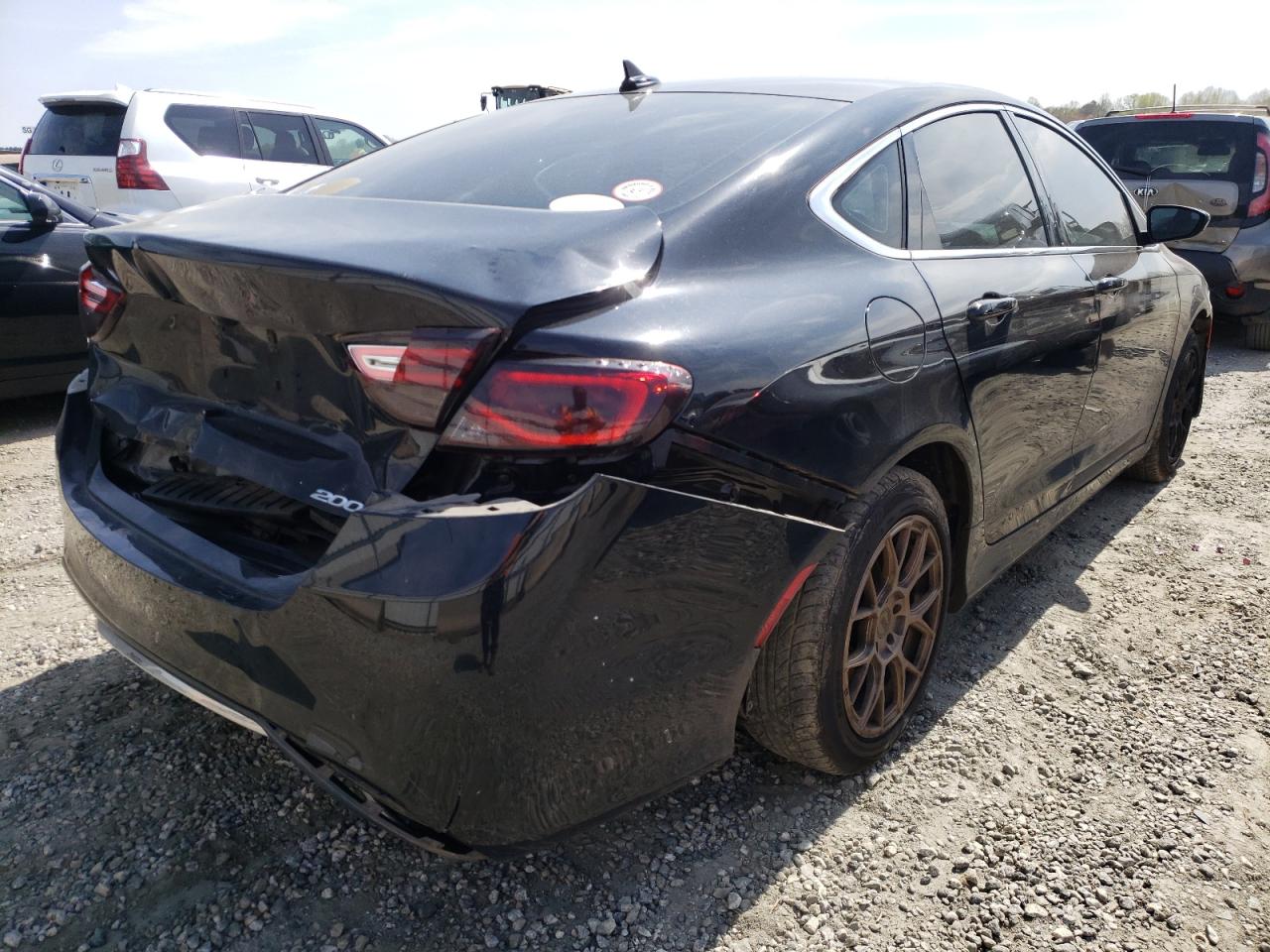 Photo 4 from auction – 2015 CHRYSLER 200 LIMITE with VIN 1C3CCCAB9FN614244