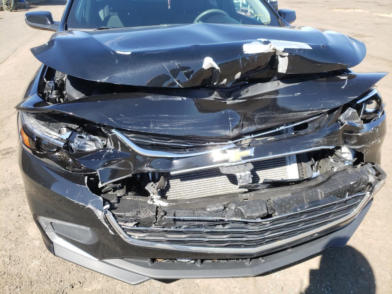 Photo 9 from auction – 2018 CHEVROLET MALIBU LT with VIN 1G1ZD5ST9JF271730