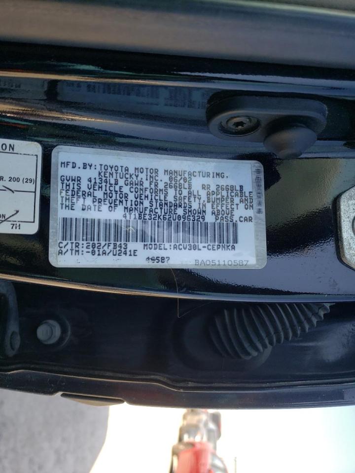 Photo 10 from auction – 2002 TOYOTA CAMRY LE with VIN 4T1BE32K62U096329