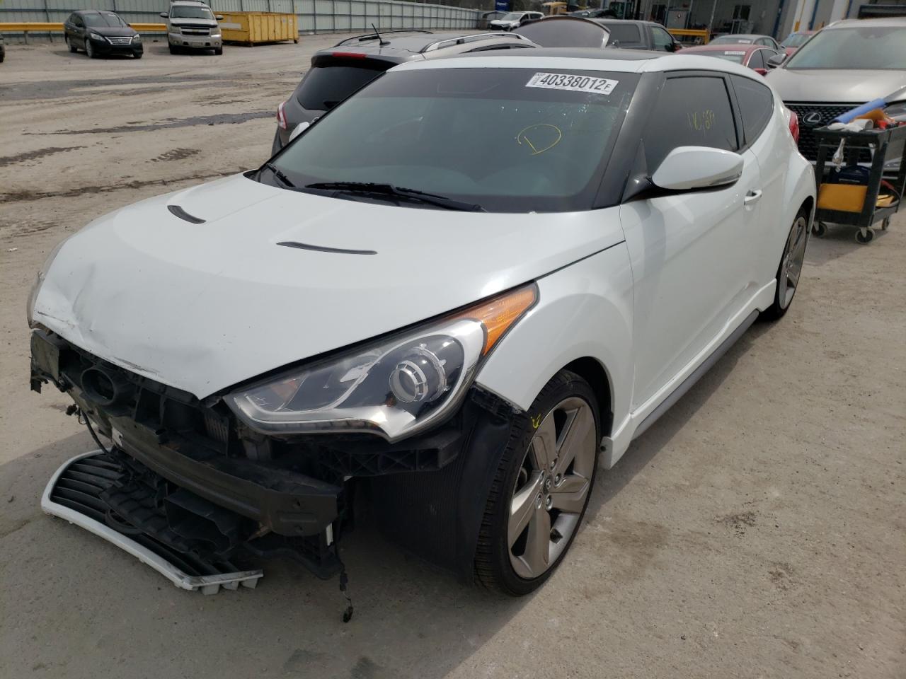 Photo 2 from auction – 2013 HYUNDAI VELOSTER T with VIN KMHTC6AE3DU096279