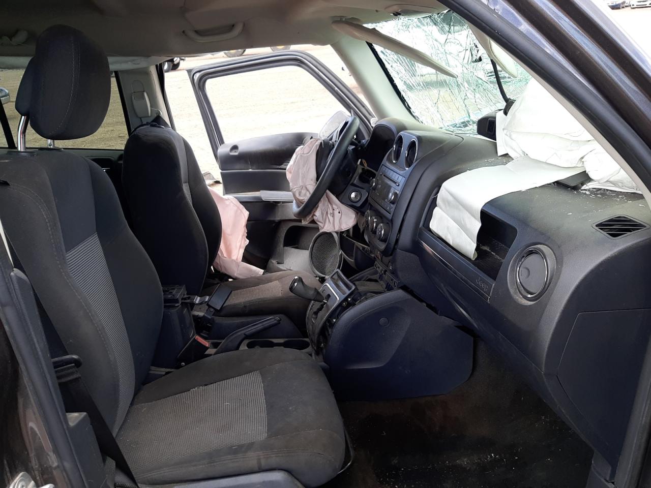 Photo 5 from auction – 2017 JEEP PATRIOT SP with VIN 1C4NJPBA0HD116997