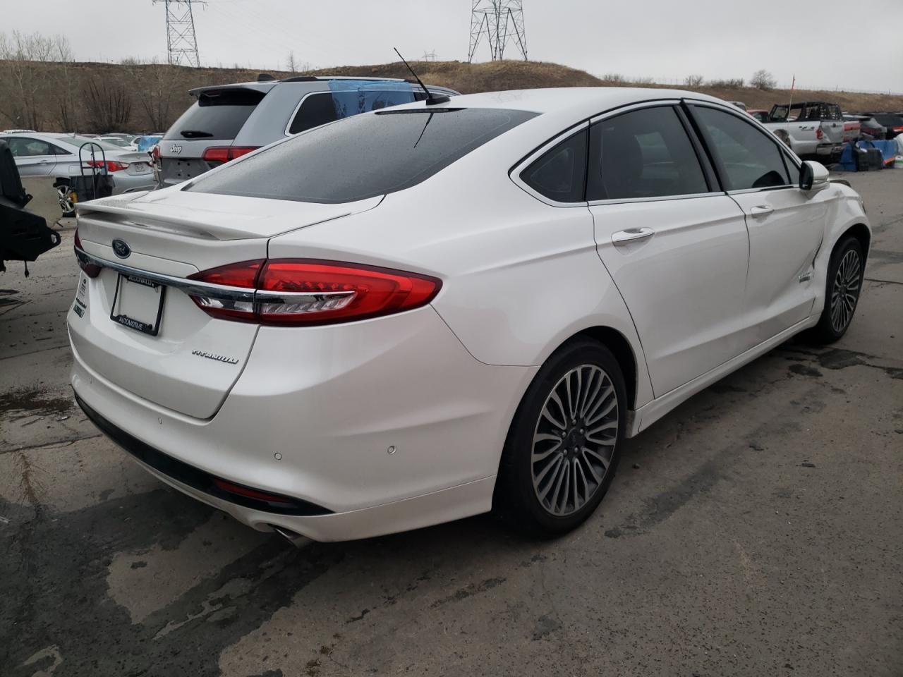 Photo 4 from auction – 2017 FORD FUSION TIT with VIN 3FA6P0SU6HR147382