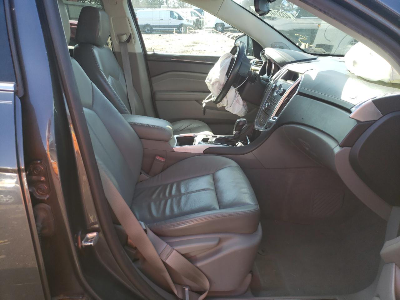 Photo 5 from auction – 2012 CADILLAC SRX with VIN 3GYFNGE36CS565836