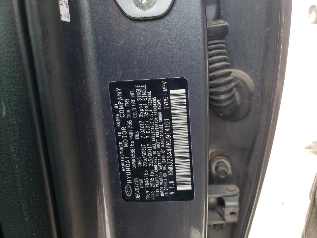 Photo 10 from auction – 2019 HYUNDAI TUCSON SE with VIN KM8J23A44KU914101