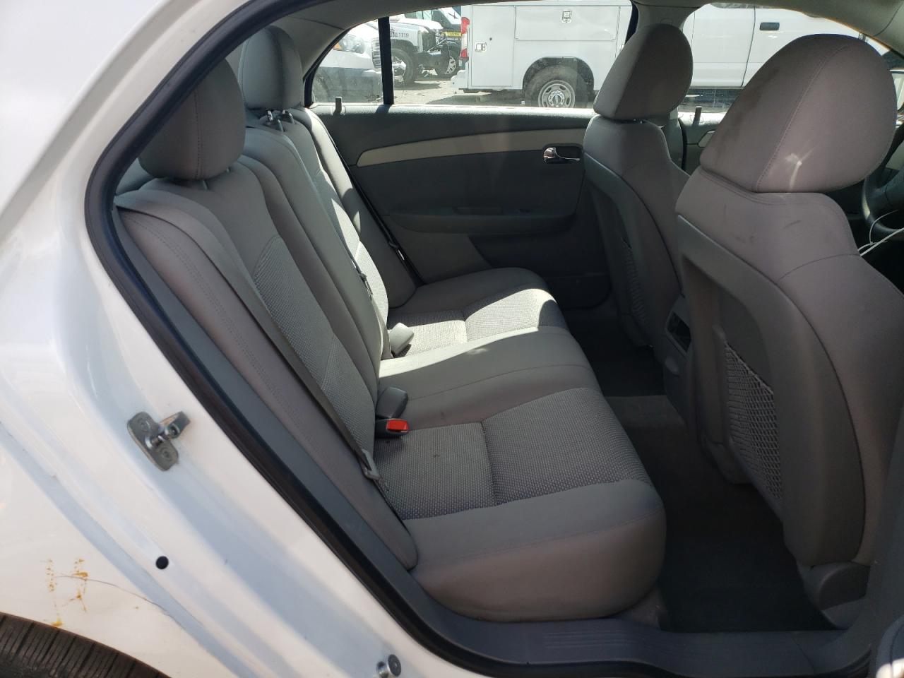 Photo 6 from auction – 2011 CHEVROLET MALIBU LS with VIN 1G1ZB5E15BF115797