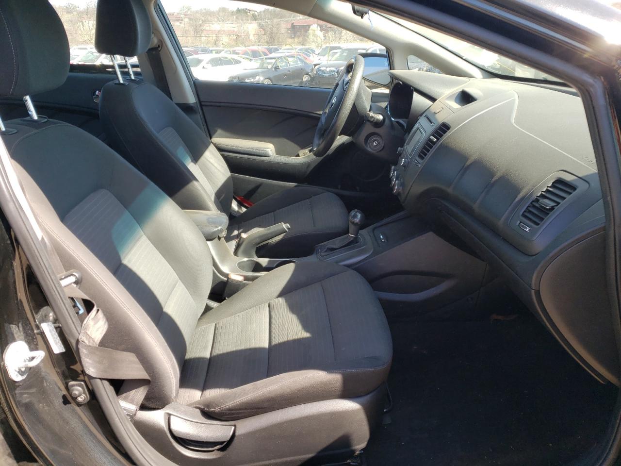 Photo 5 from auction – 2016 KIA FORTE LX with VIN KNAFX4A63G5453765