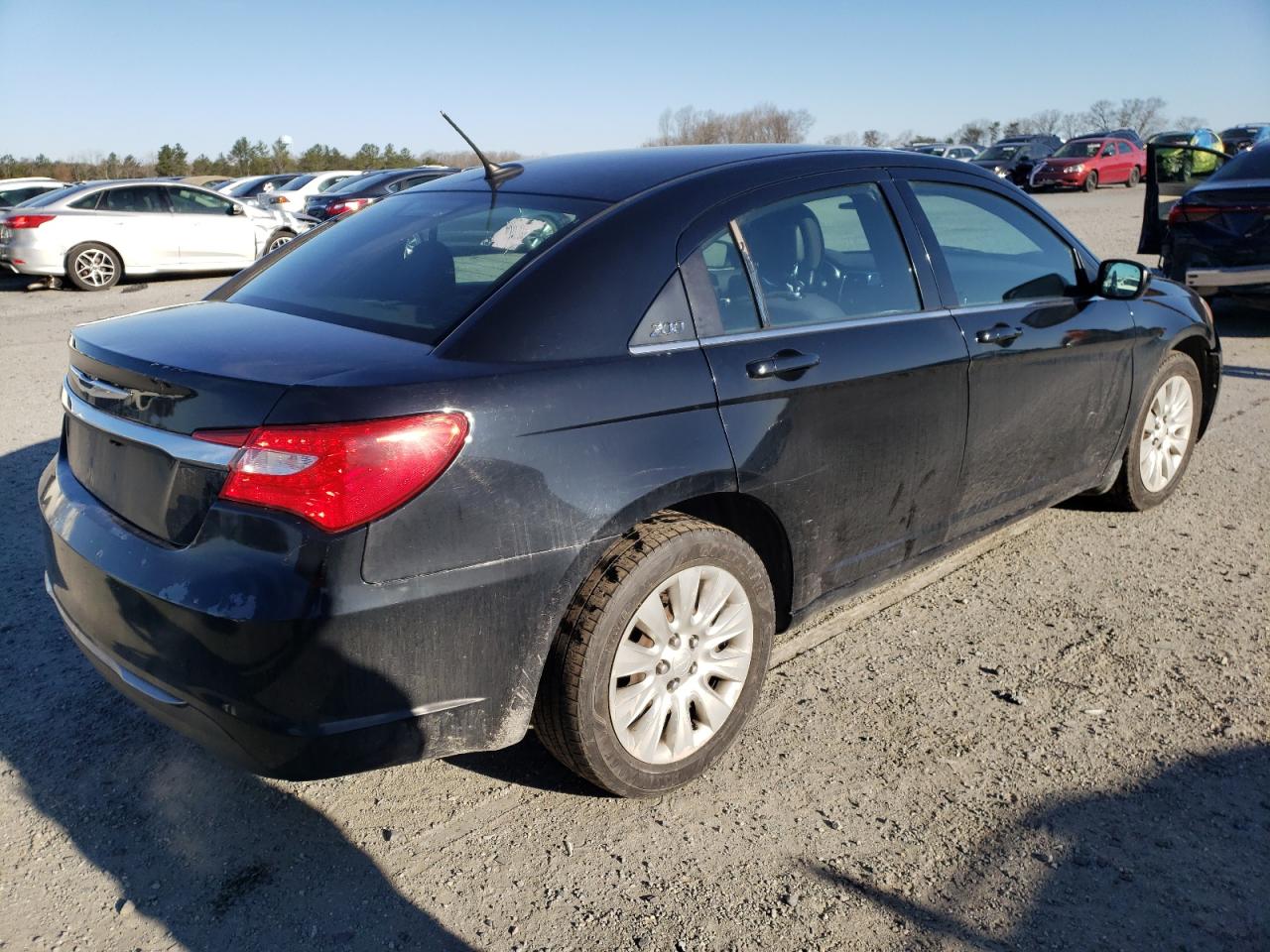 Photo 4 from auction – 2012 CHRYSLER 200 LX with VIN 1C3CCBABXCN282630