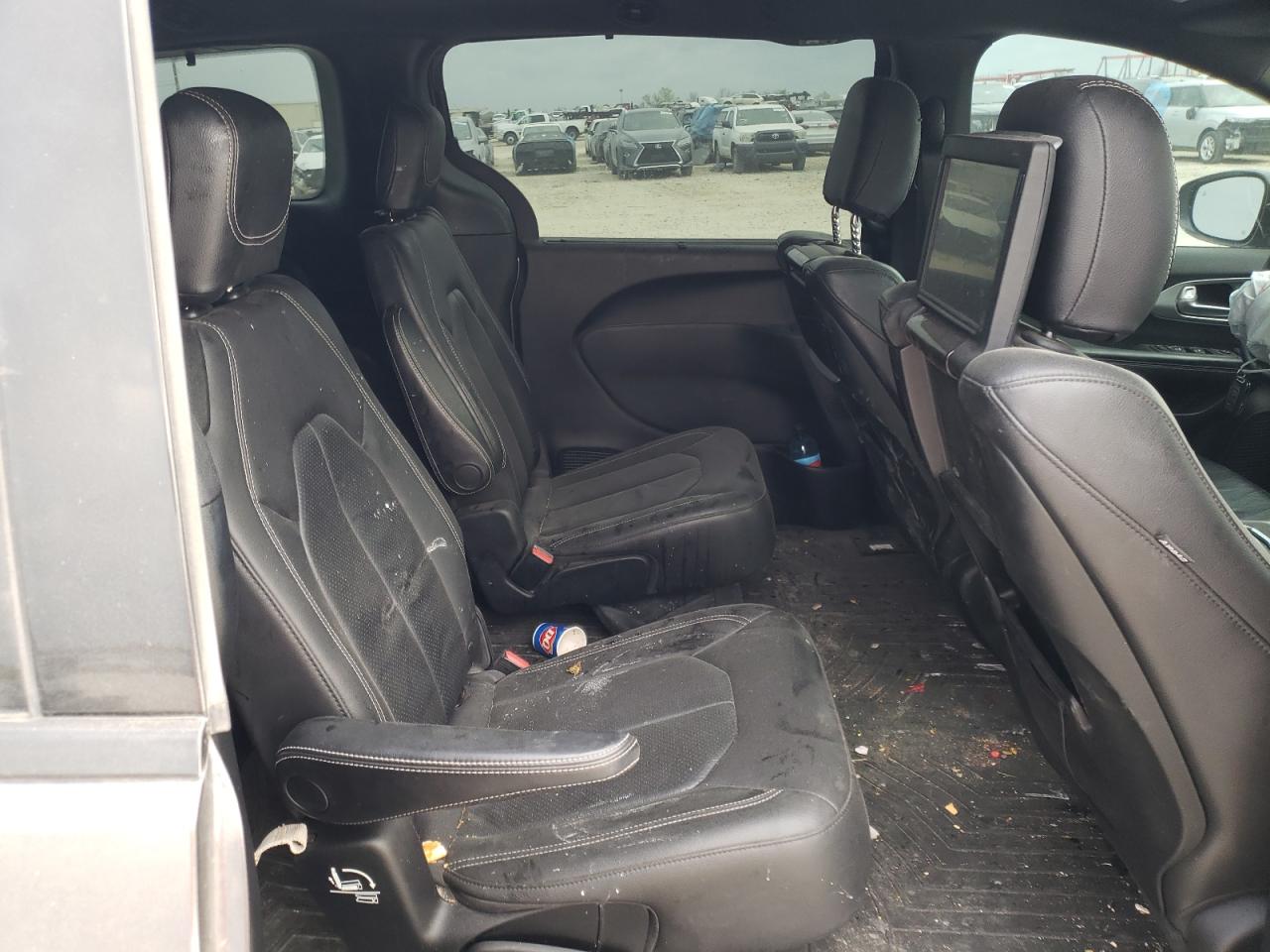 Photo 6 from auction – 2018 CHRYSLER PACIFICA T with VIN 2C4RC1EG9JR193539