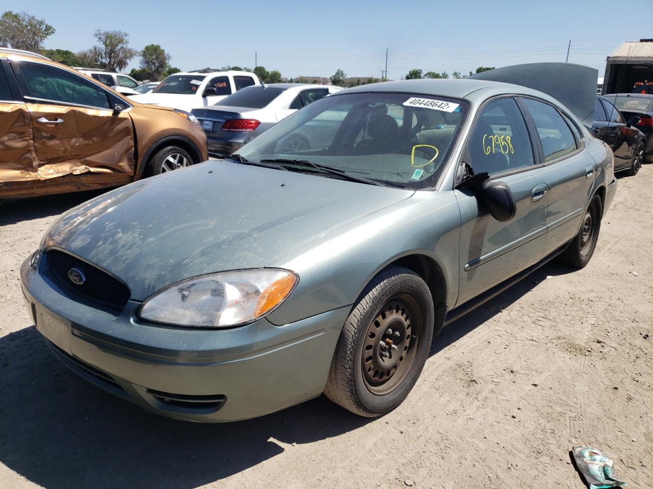 Photo 2 from auction – 2006 FORD TAURUS SE with VIN 1FAFP53U36A191889