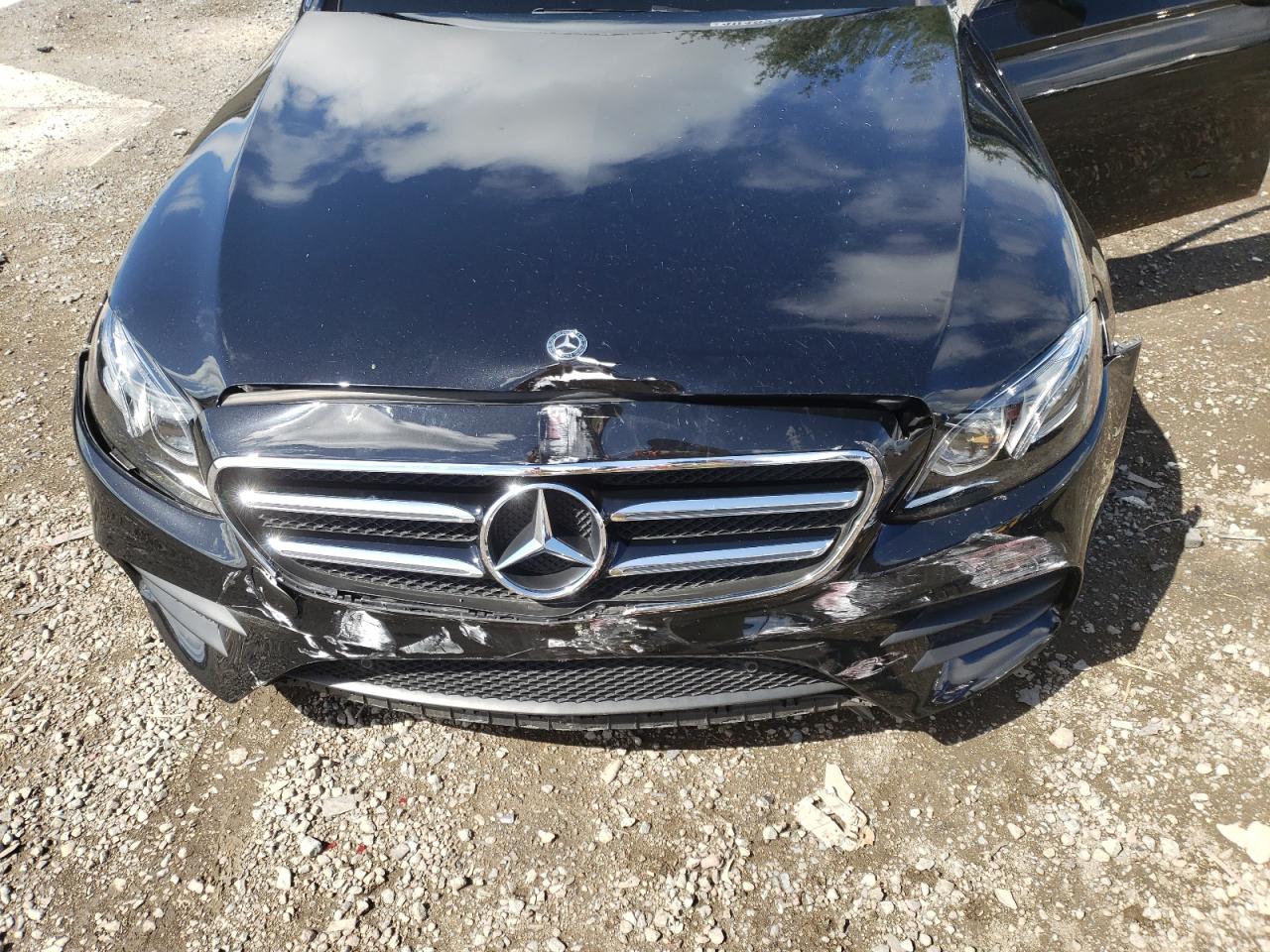 Photo 7 from auction – 2019 MERCEDES-BENZ E 300 with VIN WDDZF4JB4KA608684