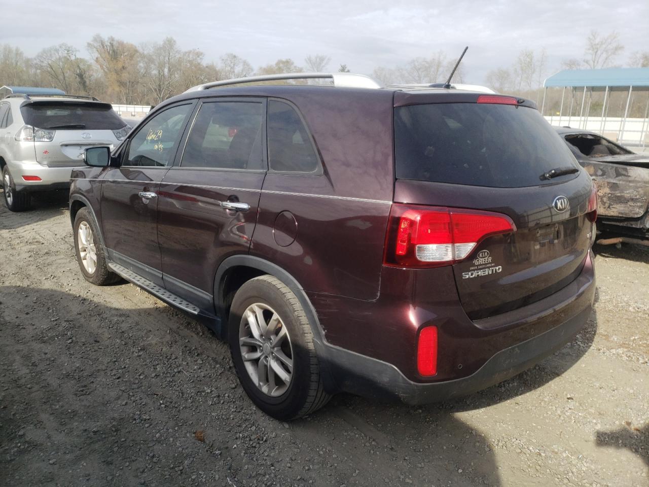 Photo 3 from auction – 2014 KIA SORENTO LX with VIN 5XYKT3A65EG474113