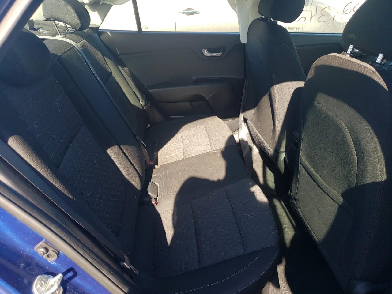 Photo 6 from auction – 2019 KIA RIO S with VIN 3KPA24AB3KE161605