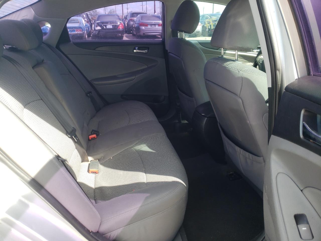 Photo 6 from auction – 2011 HYUNDAI SONATA GLS with VIN 5NPEB4AC0BH157551